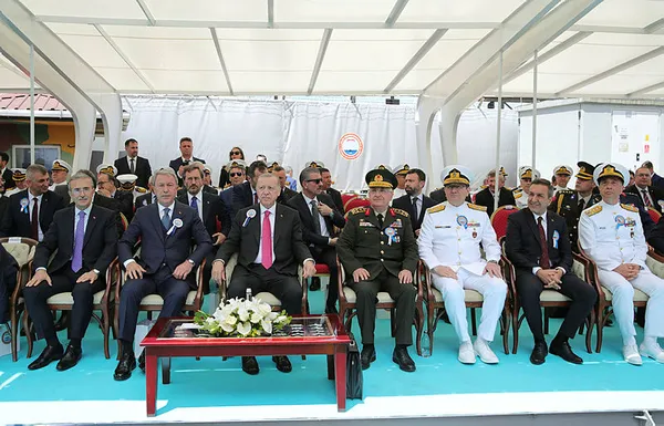 Son dakika: Başkan Erdoğan'dan Hızırreis Denizaltısı Havuza Çekme ve Selmanreis Denizaltısı İlk Kaynak Töreni'nde önemli açıklamalar - 9