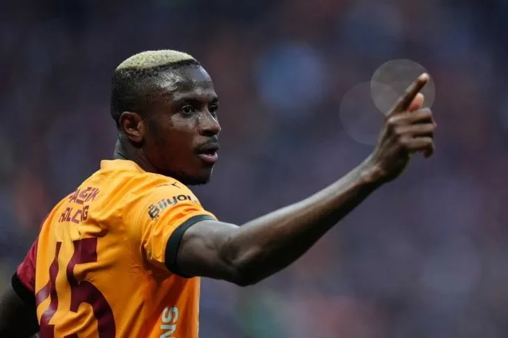 Victor Osimhen’den Galatasaraylıları heyecanlandıran paylaşım! İstanbul’a geliyor