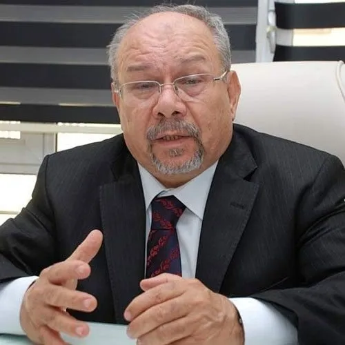 Ünlü doktor Salih Mertan intihar etti - 1