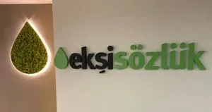 Eksi Sözlük’ten yine lağım kokuları geldi!
