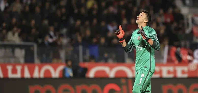 Fernando Muslera'nın büyük çilesi