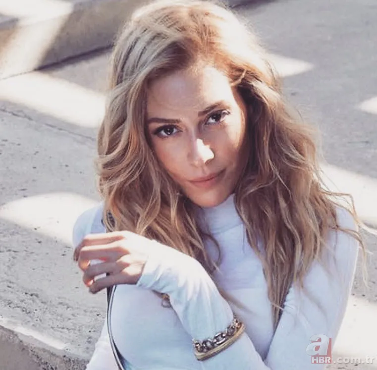 Kenan İmizalıoğlu'nun güzel eşi Sinem Kobal kardeşiyle aynı dizideymiş! Selena'da birlikte oynamışlar... 6