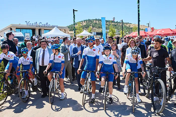 etnospor-kultur-festivali-basliyor-birbirinden-ozel-ucretsiz-etkinlikler-30-ulkeden-katilim-saglanacak-1717669306561.jpg Etnospor Kültür Festivali başladı! Birbirinden özel ücretsiz etkinlikler! 30 ülkeden katılım sağlanıyor... - 4