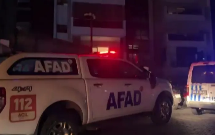 muskayi-acinca-hastanelik-oldular-aydinda-akilalmaz-olay-afad-devreye-girdi-1723450450196.jpeg Muskayı açınca hastanelik oldular! Aydın'da akılalmaz olay! AFAD devreye girdi - 2