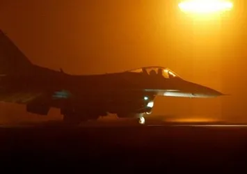 Irak'ın kuzeyine hava harekatı!