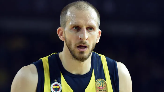 Sinan Güler emekliliğini istedi - 1