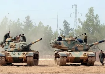 Fırat Kalkanı'nda 4 Türk askeri yaralandı