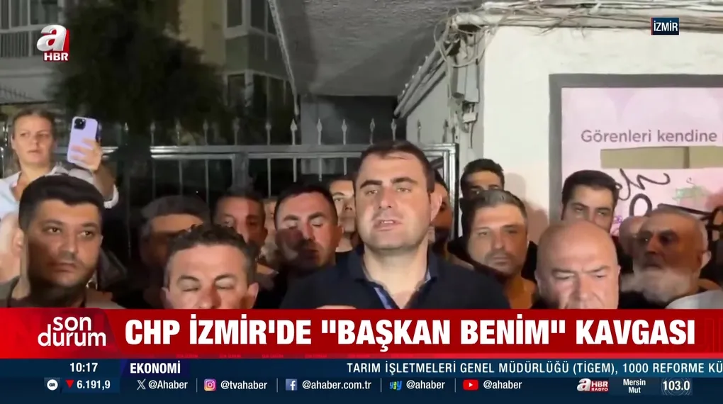 CHP'li İzmir'de "başkan benim" kavgası