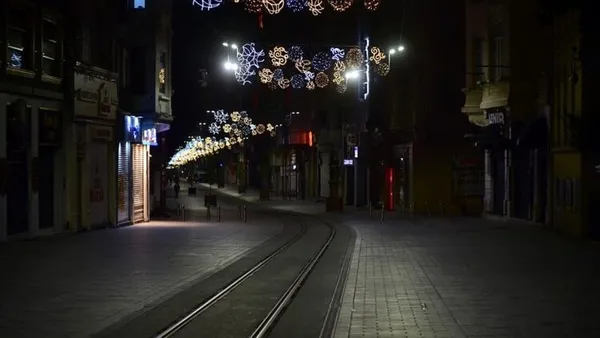 1615052601681.jpg O illerde sokağa çıkma kısıtlaması başladı! İstanbul Ankara ve İzmir'de pazar günü yasak var mı? Kafe ve restoranlar pazar günü açık mı? - 3