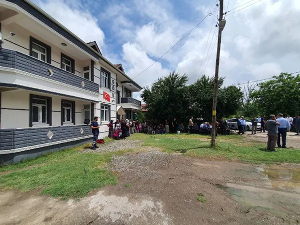 Son dakika: Pençe- Kilit bölgesinden acı haber: Uzman Çavuş Ramazan Gök şehit oldu