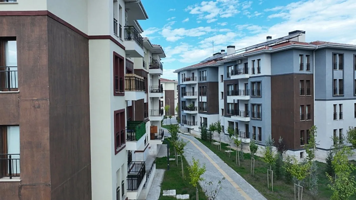 TOKİ 500 bin konuta vatandaşlardan yoğun ilgi!