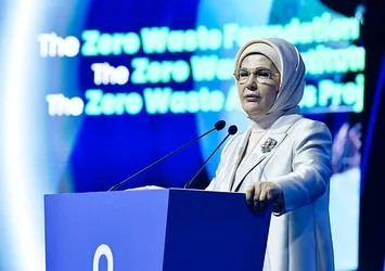 Emine Erdoğan'dan Uluslararası Sıfır Atık Forumu'nda dikkat çeken açıklama: İstanbul sıfır atığın başkenti olacak
