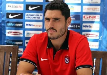 Özer Hurmacı'nın arabasına kurşun