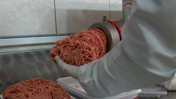 Fahiş fiyattan satılan kırmızı ette spekülasyon iddiası!