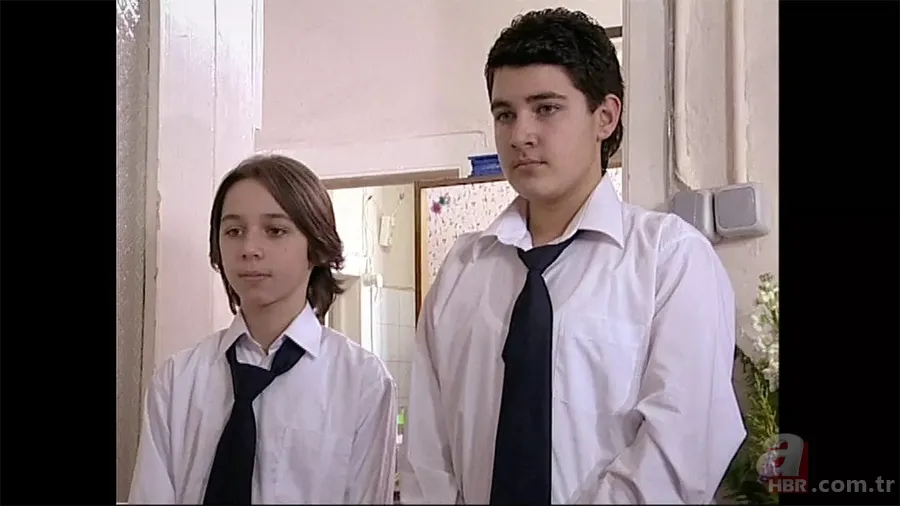 Arka Sokaklar'ın Tekin'i koca delikanlı oldu! 15 yıl sonra diziye veda eden Onur Bay'ın değişimine bakın... 2