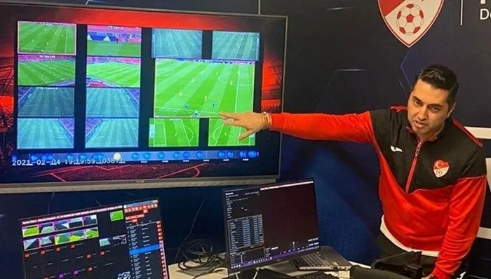 super-ligde-35-haftanin-var-kayitlari-aciklandi-1715103663889.jpeg Süper Lig'de 35. haftanın VAR kayıtları açıklandı! - 3