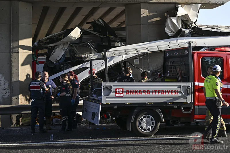 Ankara'da katliam gibi kaza! Yolcu otobüsü köprünün ayağına saplandı | Kahreden detay ortaya çıktı 1