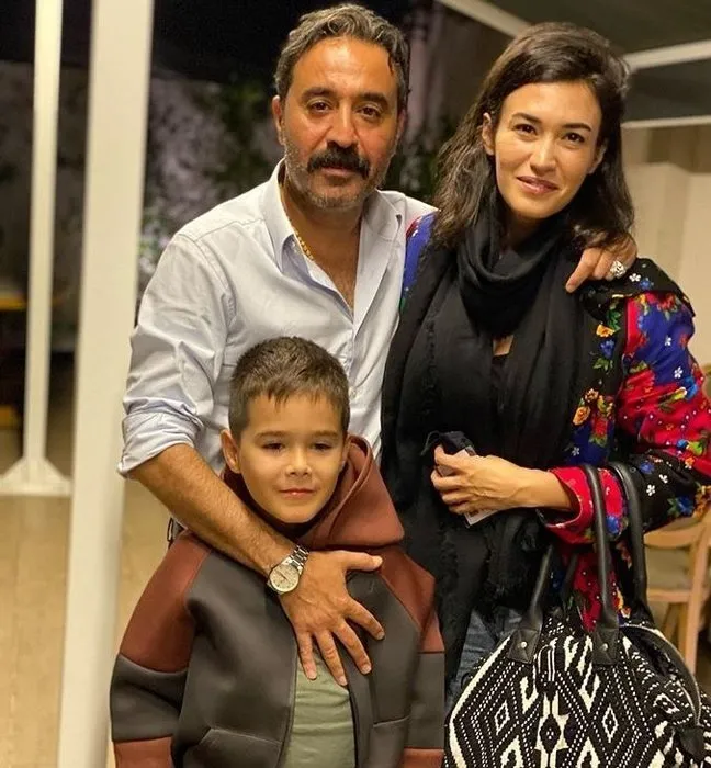 Ecem Özkaya’dan boşanan Mustafa Üstündağ yeni bir aşka yelken açtı
