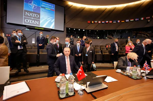 Son dakika: NATO Zirvesi’nde istikrar mesajı! Başkan Erdoğan: Türkiye üzerine düşeni yapıyor