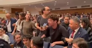 Yavaş öğrencileri salondan attırıp darp ettirdi