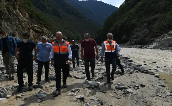 Ulaştırma ve Altyapı Bakanı Adil Karaismailoğlu: Biz devletimiz, milletimiz için varız - 1