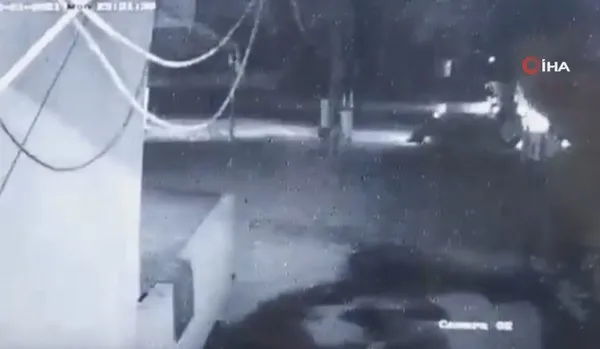 Kamyon kaldırımda uyuyan işçileri ezdi! Facia gibi kaza