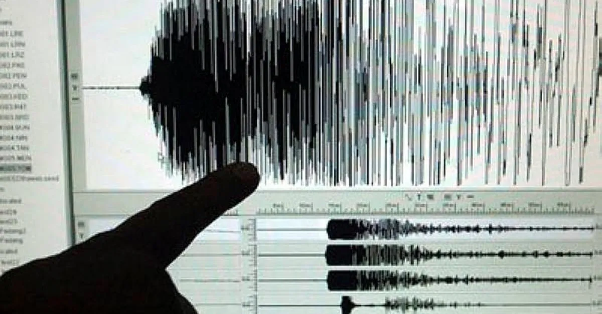 Ege'de korkutan deprem