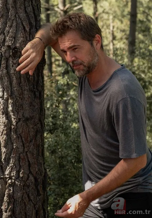 Sevinç Erbulak ünlü oyuncunun teyzesi çıktı! Erbulak’tan boğazları düğümleyen itiraf: ‘Bağırıp çıktım, 2 saat içinde kaybettik’ 11