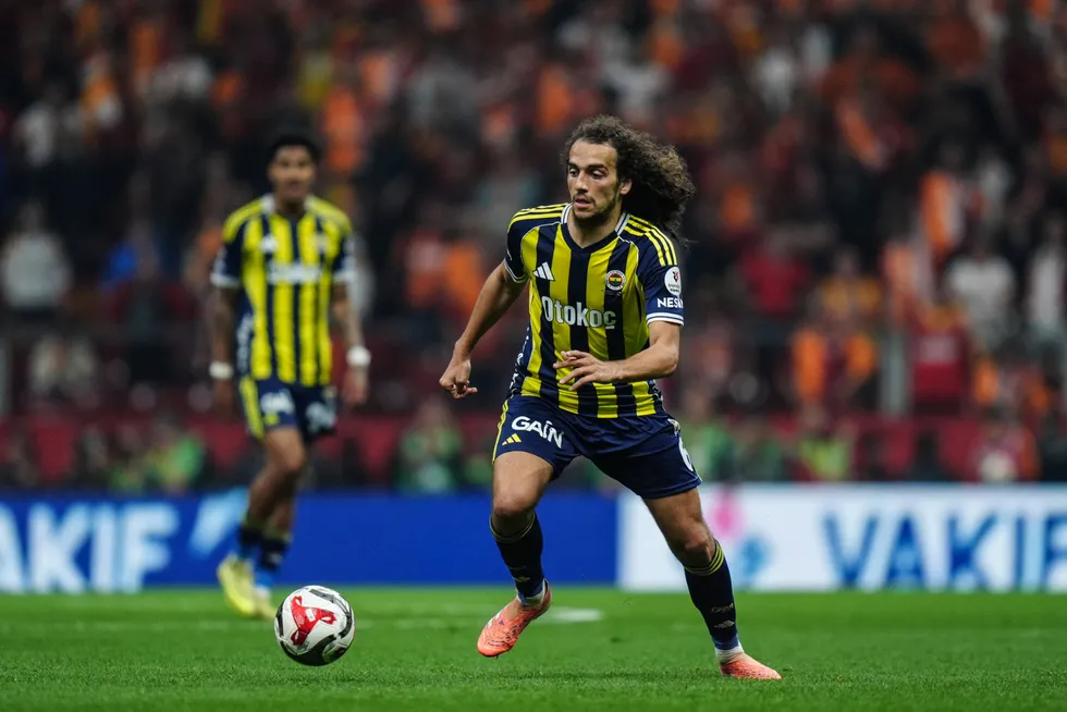 fenerbahce-galibiyeti-sonra-galatasaray-olay-gondermeler-uykusuz-her-gece-1777232612380.jpg Fotoğraf (AA)