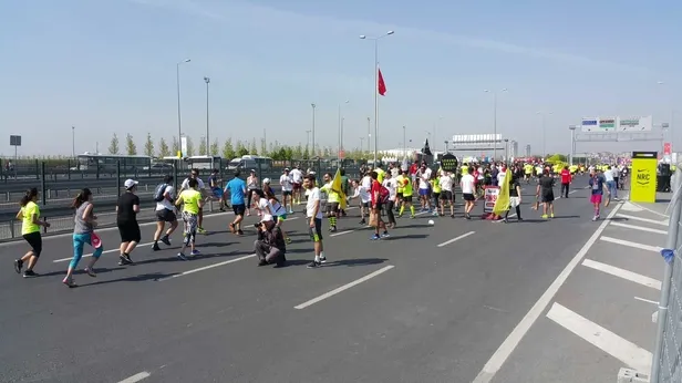 20-istanbul-yari-maratonu-saat-kacta-nerede-olacak-20-istanbul-yari-maratonu-guzergah-bilgileri-1745733278768.jpg A Haber Foto Arşiv