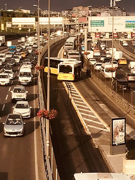 İstanbul'da metrobüs kazası - 2