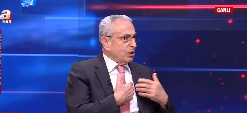 iranda-petrol-depolama-krizi-abd-ablukayi-uzatirsa-ne-olur-1777493765243.jpg Şenay Yalçın, İran'ın petrol depolama konusunda alternatif yollara başvurması gerektiğini fakat bu durumun geçici bir çözüm olduğunu ifade etti. (Foto: A Haber - Ekran Görüntüsü)