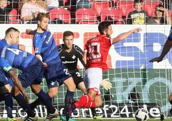 Avrupa'daki Türkler gollerine devam ediyor