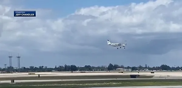 ABD’de ilginç olay: Pilotu bayılan uçağı deneyimsiz yolcu indirdi