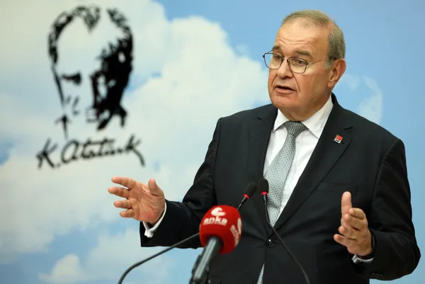 chpli-faik-oztrak-sinir-otesi-operasyondan-siyaset-devsirdi-1669042056675.jpg CHP'li Faik Öztrak sınır ötesi operasyondan 'siyaset' devşirdi: Yine 'PKK' diyemedi iktidarı hedef aldı - 3