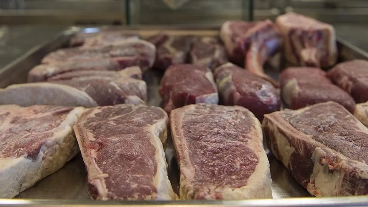 Ankara'da 3 iş yerinde 17 ton bozuk et yakalandı