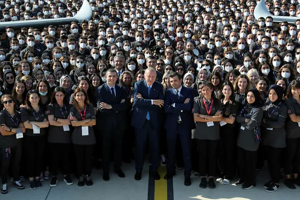 1631744637192.jpg Selçuk Bayraktar canlı yayında açıkladı! İHA üretimi için devlete başvurduğunda kendisine tercümanlık teklif edildi - 5