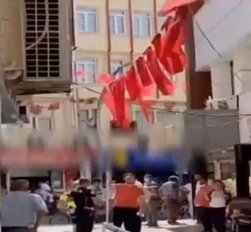 CHP’li Mersin Belediyesi’nde işçi kıyımı! Kovulan işçi isyan etti