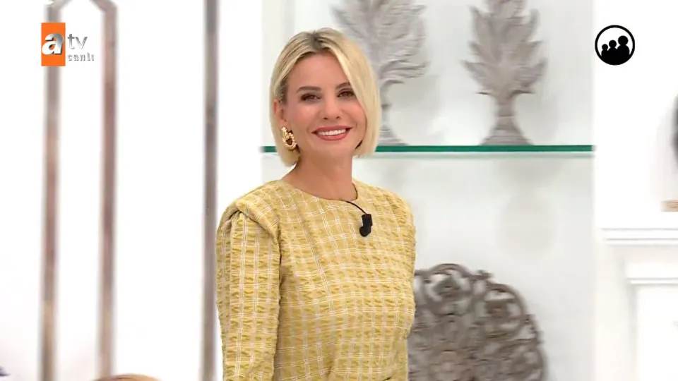 Esra Erol 21 Eylül Salı tek parça izle