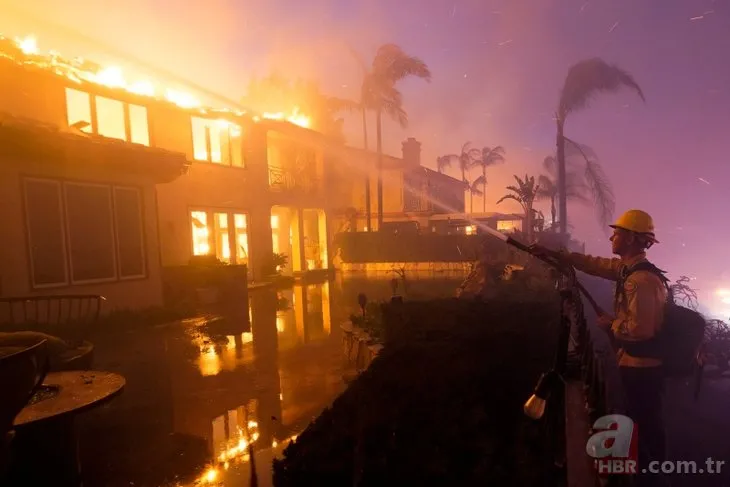 California’da yangın faciası! 80 hektarlık alana yayıldı 20 ev küle döndü