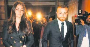 Esra Bilgiç, Gökhan Töre’nin hasretine fazla dayanamadı