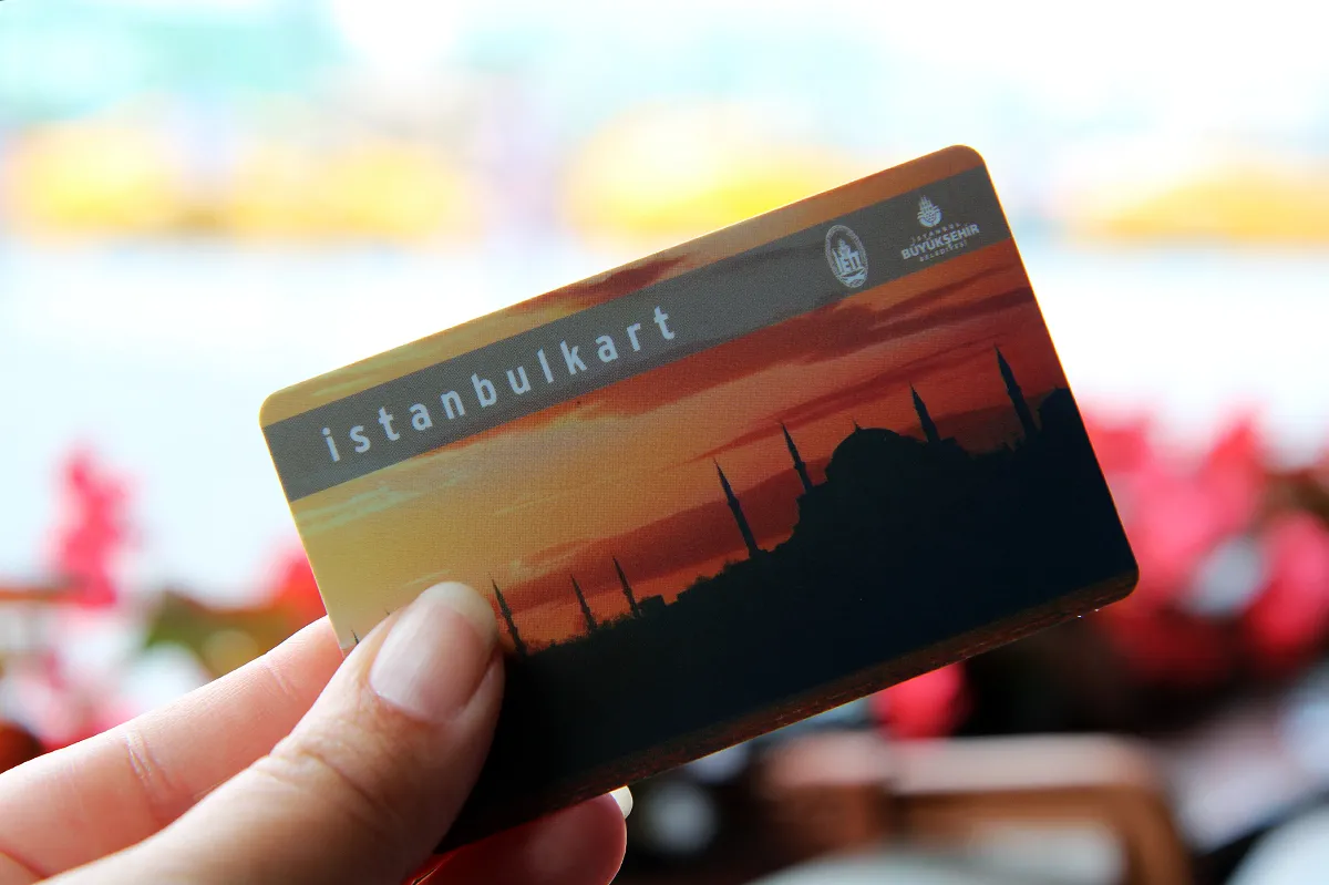 İSPARK'larda İstanbulkart ile ödeme dönemi