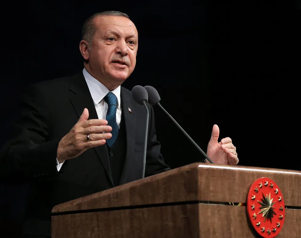 duygulari-siirlerle-anlatan-lider-recep-tayyip-erdogan-1790439592172.jpg Duyguları şiirlerle anlatan lider: Recep Tayyip Erdoğan - 1