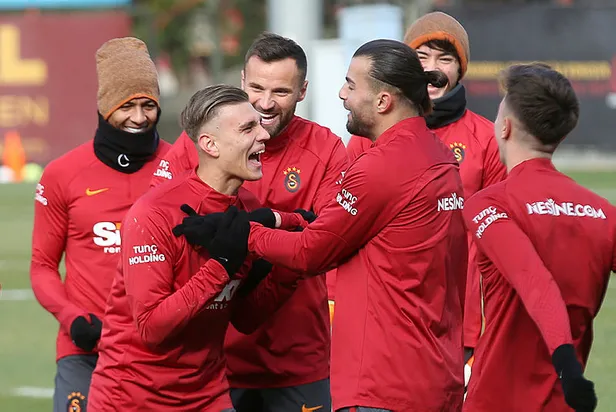 giresunspor-galatasaray-maci-muhtemel-11ler-28-ocak-giresunspor-gs-maci-ne-zaman-saat-kacta-1674898357077.jpg Giresunspor Galatasaray maçı MUHTEMEL 11'LER! 28 Ocak Giresunspor GS maçı ne zaman, saat kaçta? - 3