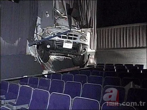 Ankara'da şaşkına çeviren kaza! Seyir halindeyken... 23
