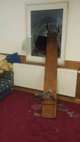 Almanya'da Fatih Camii'ne ikinci kez kalleş saldırı - 1