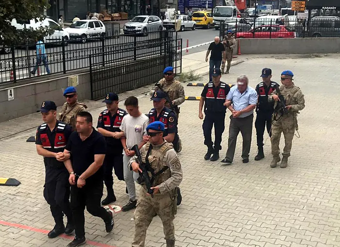 tekirdagda-genclerin-kavgasinda-kan-akti-1-kisi-hayatini-kaybetti-1725021503560.jpg Tekirdağ'da gençlerin kavgasında kan aktı: 1 kişi hayatını kaybetti - 1