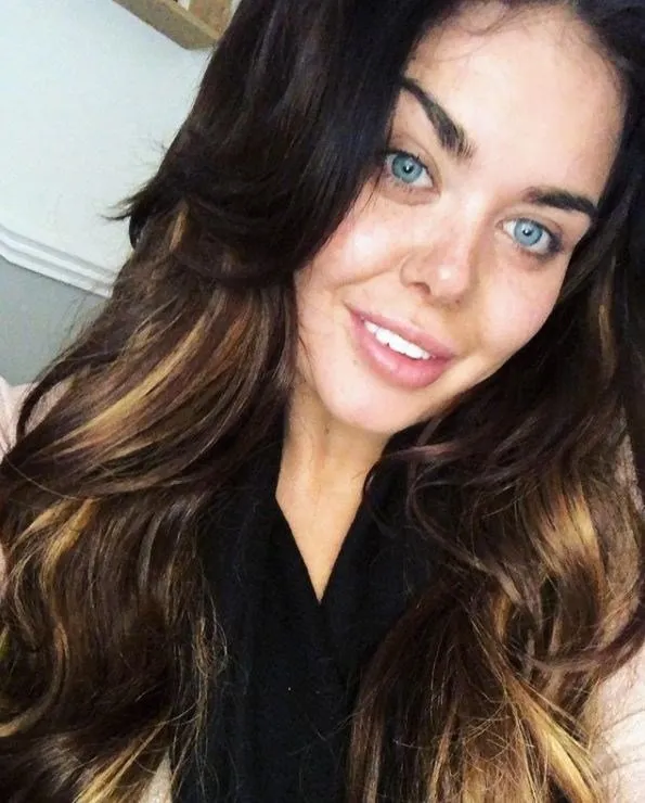 Neslihan Atagül’ü bir de makyajsız görün! Ünlülerin makyajsız halleri