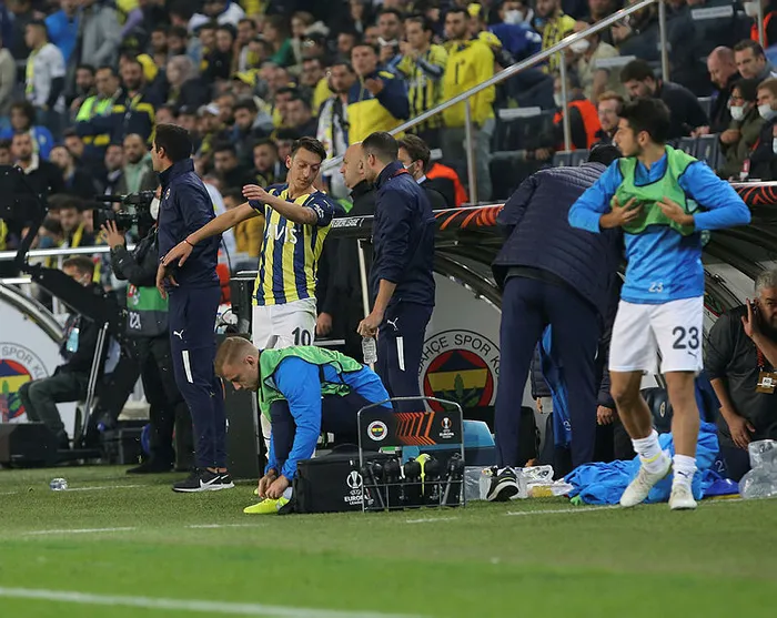 Mesut Özil! Kimseyi hedef almadım