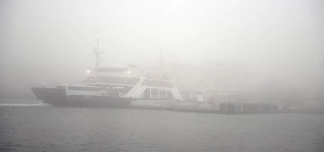 Çanakkale Boğazı gemi trafiği, kısıtlı görüş sis sebebiyle çift yönde geçici olarak askıya alındı